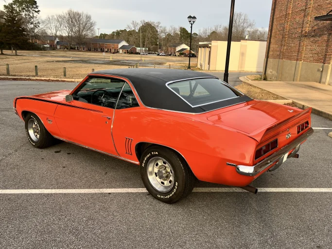 Vehicle image 36