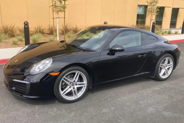 Image for 2018 Porsche 911 Carrera Coupe